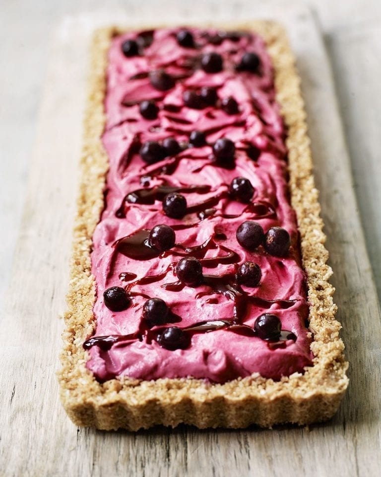 Blackcurrant, lime and coconut cheesecake slice