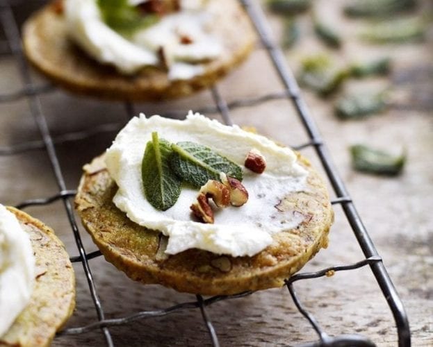 Seeded rye crackers