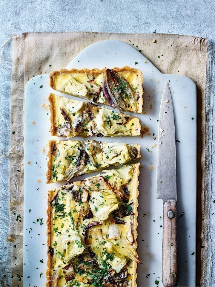 Radicchio and artichoke tart