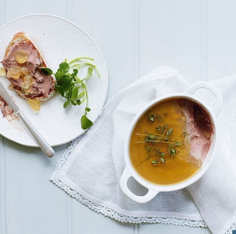 Chicken liver pâté with verjus and cider jelly