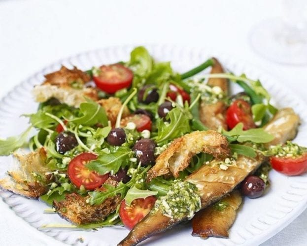 Simple tomato salad