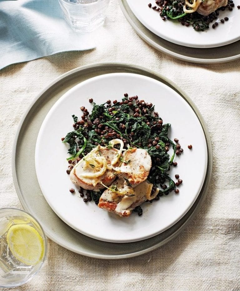 Creamy pork medallions with spinach and lentils