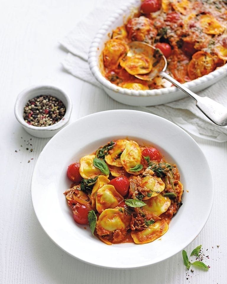 Ravioli pasta bake-image