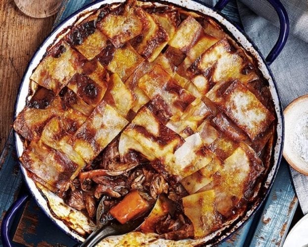 Lamb shank hotpot