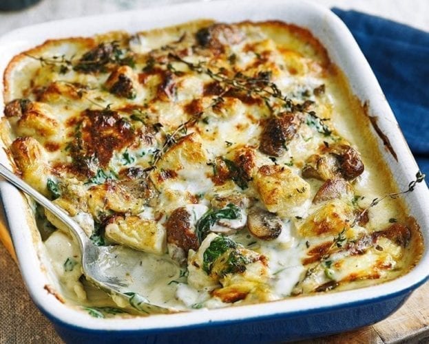Baked gnocchi with blue cheese