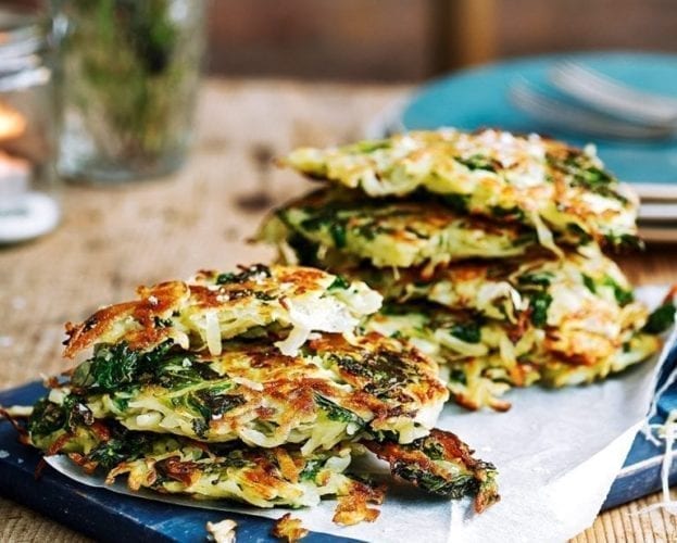 Pan rösti with spiced lamb, spinach and chickpeas