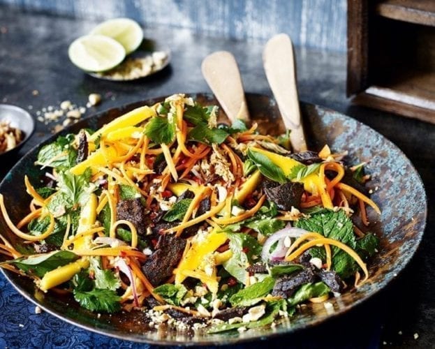Warm beef, beetroot and rocket salad