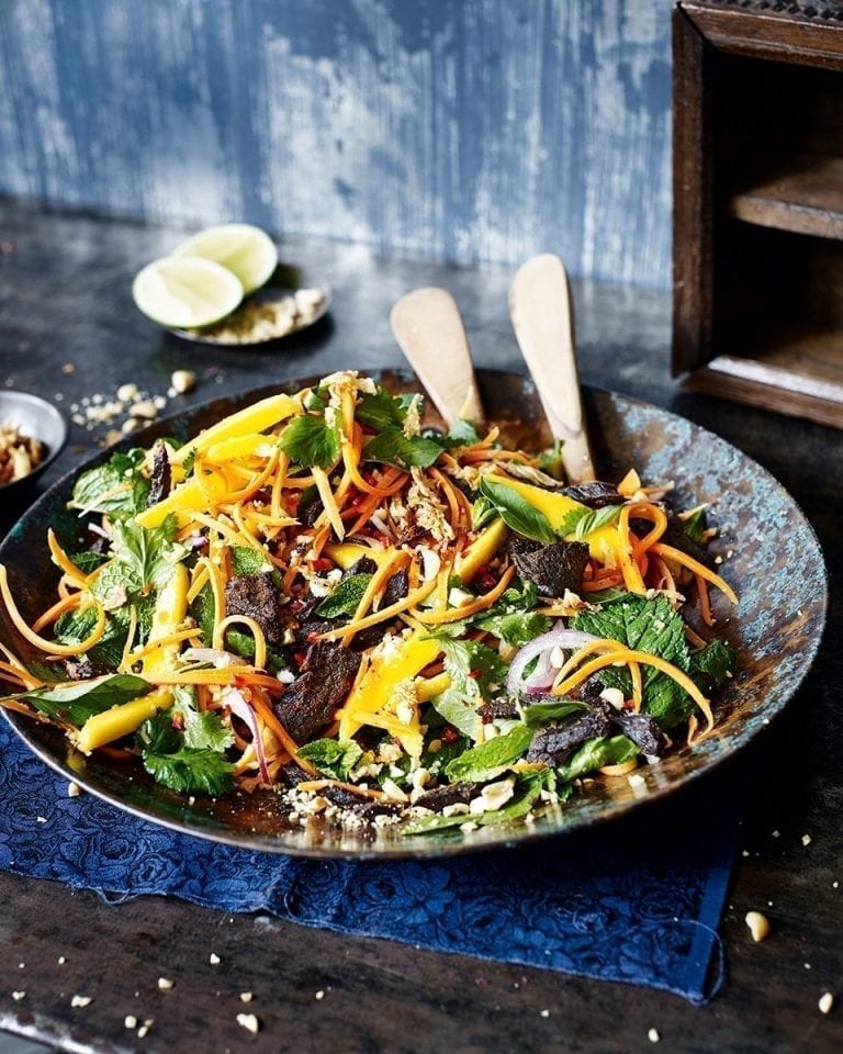 Vietnamese spicy beef and mango salad