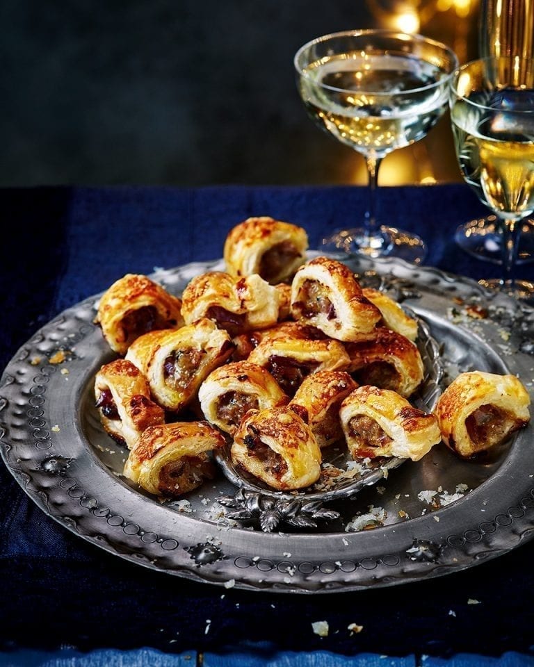 Cheddar and red onion chutney mini sausage rolls