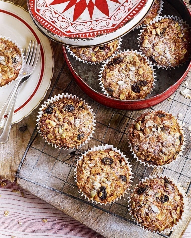 Oaty nutmeg breakfast muffins