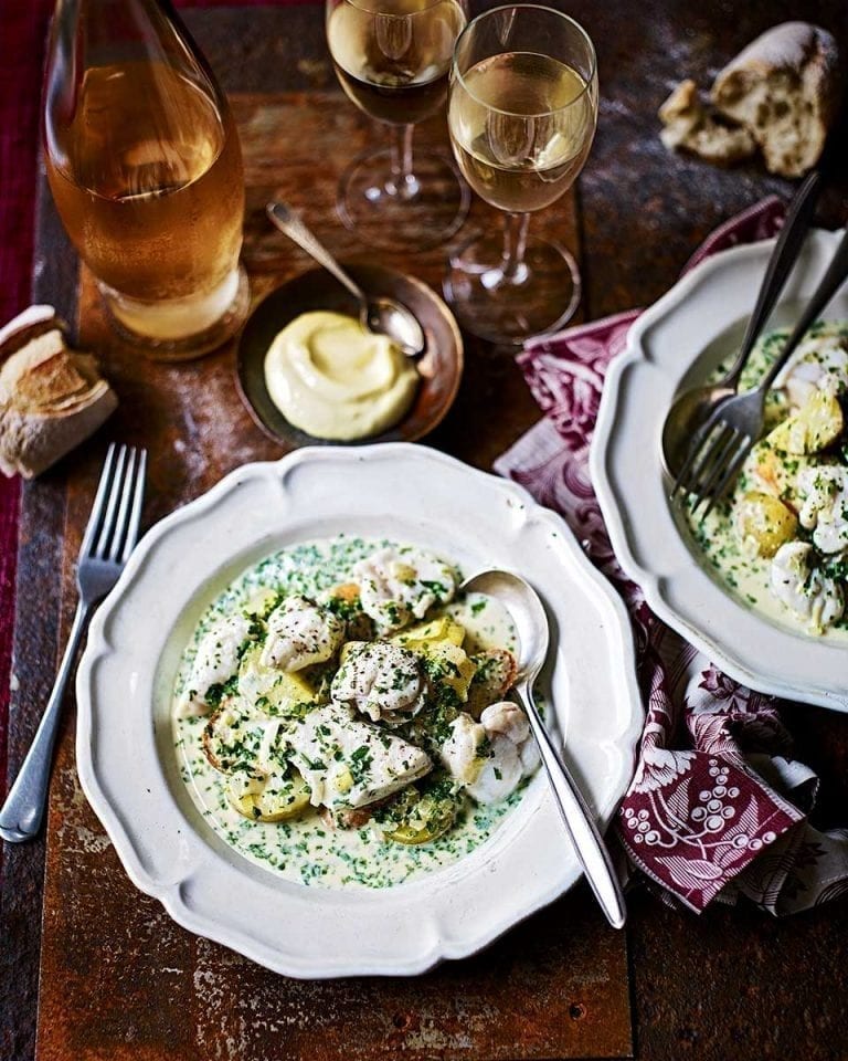 Provençal bourride (fish stew with aïoli)