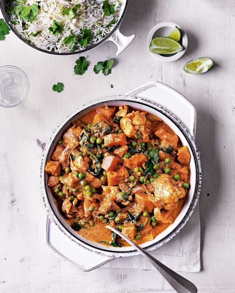 Vegetable curry with lime rice