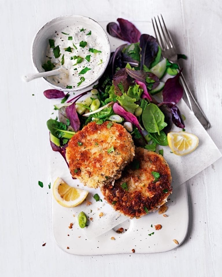 Oat-crusted mackerel and horseradish fishcakes with herby crème fraîche