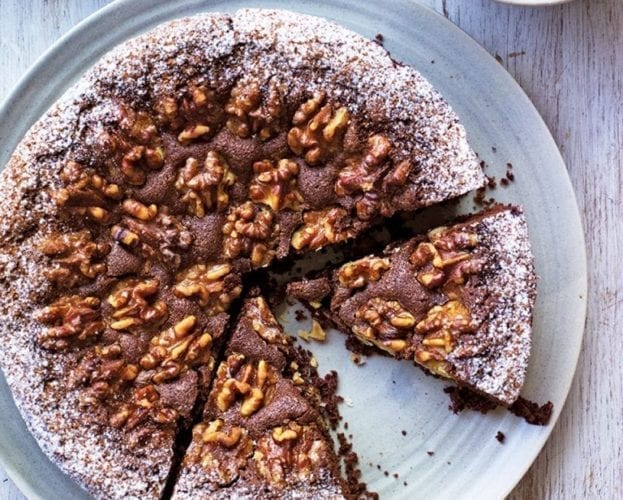 Swiss walnut and chocolate cake