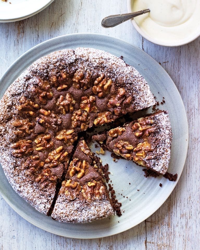 Swiss walnut and chocolate cake