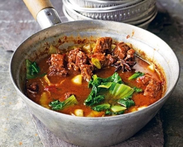 Maas vindaloo, Goan spiced pork