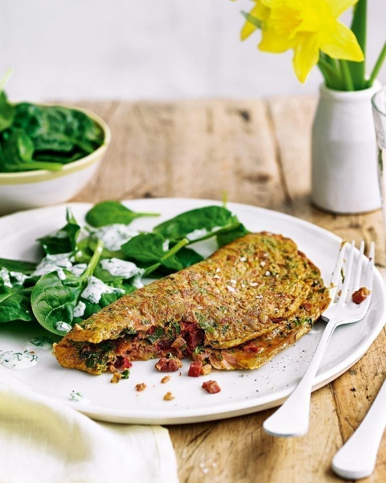 Masala omelette with spinach and soured cream dressing