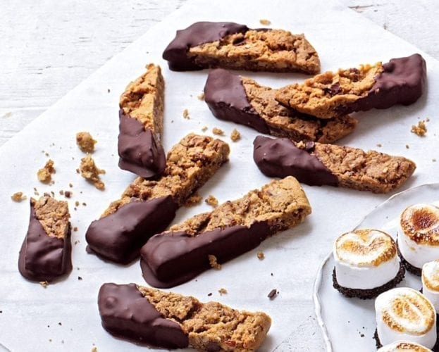 Chocolate-dipped cookie sticks