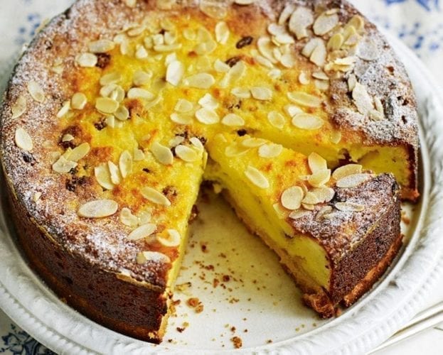 Torta della nonna (ricotta and lemon tart)