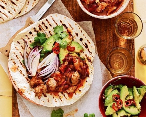Chipotle chicken chilli with avocado