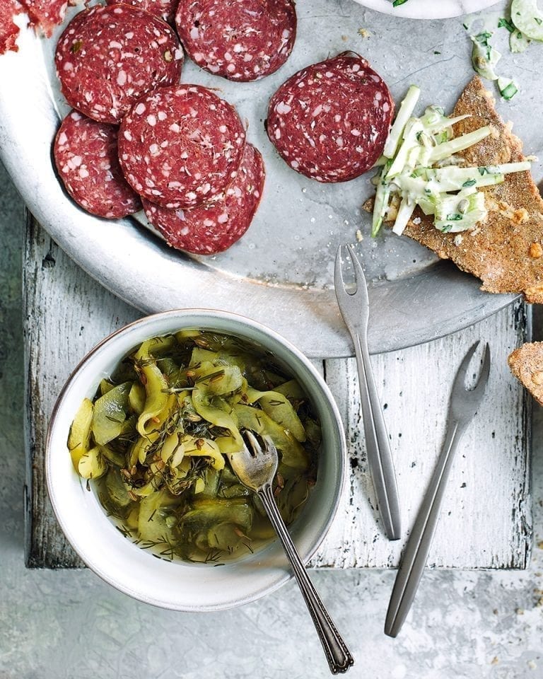 Pickled dill cucumbers