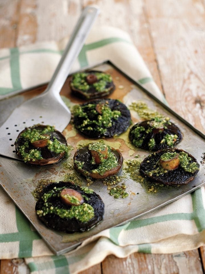 Roasted mushrooms with rocket pesto