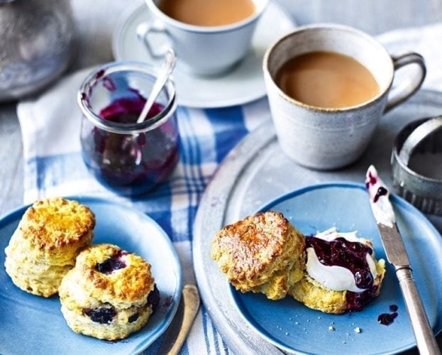 Blueberry scones with tea