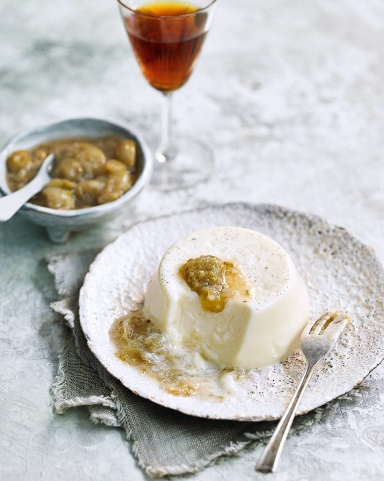 Pannacotta with gooseberry and elderflower compote