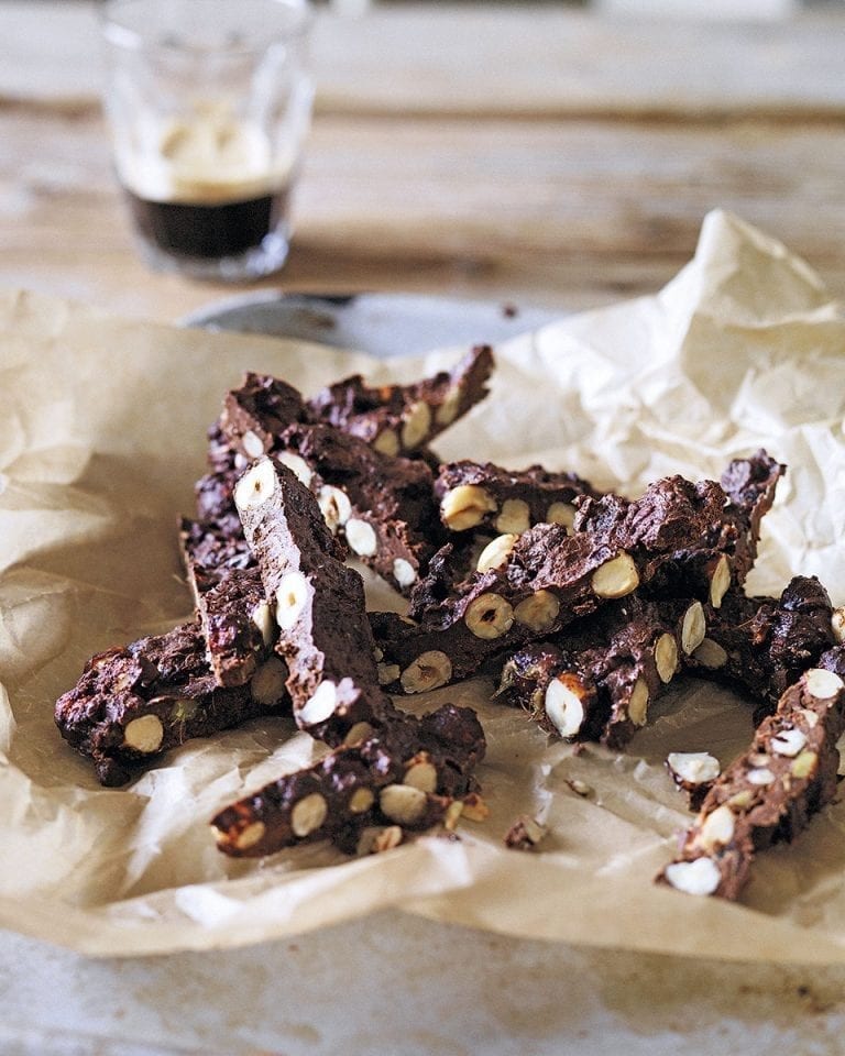 Hazelnut and ginger chocolate fudge bark