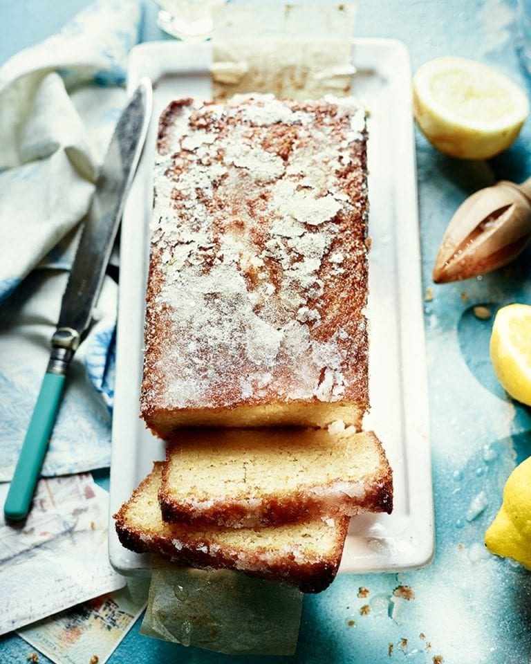 Limoncello drizzle cake