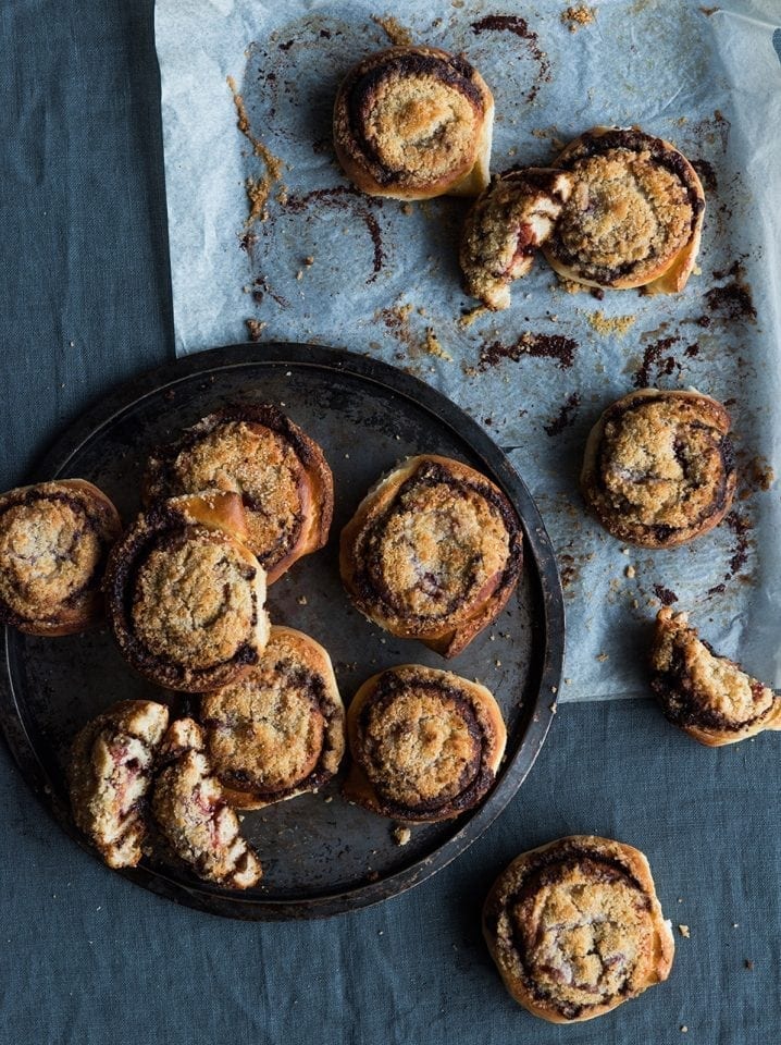 Cinnamon strudel babkas