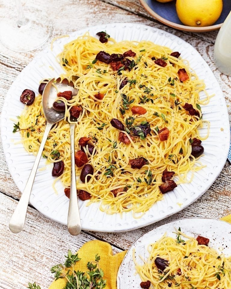 Tagliolini with lemon, pepper and guanciale