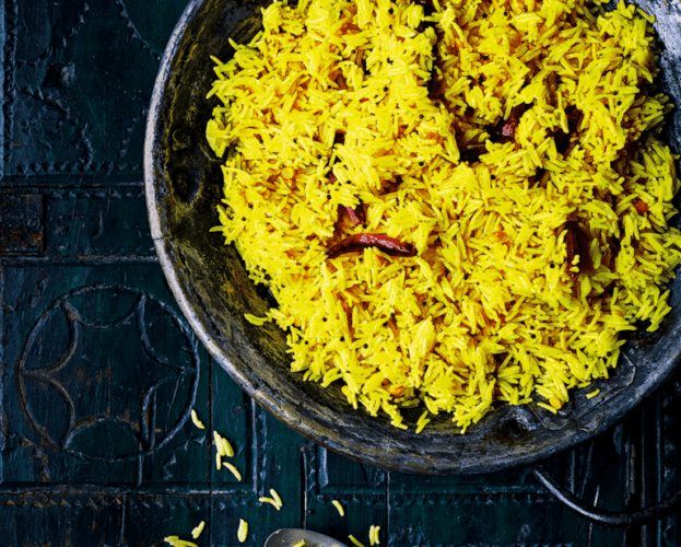 Grilled asparagus and lemon rice