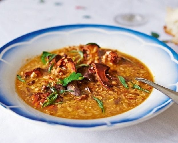Shechamandy (walnut soup) with mushrooms