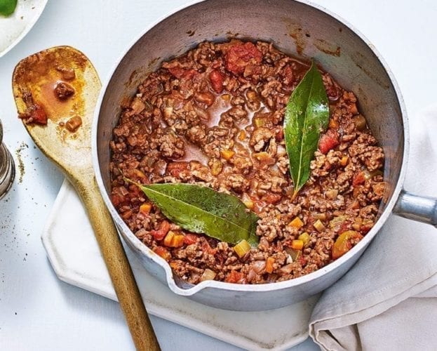 Easy mince ragu