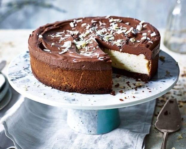 New York cheesecake with chocolate soured cream topping