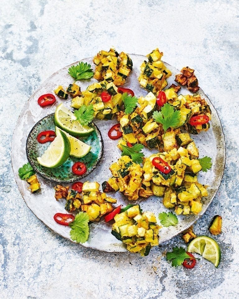 Burmese courgette fritters (boothi)