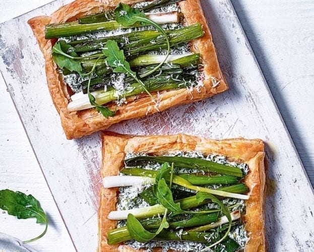 Spring onion and spinach tartlets