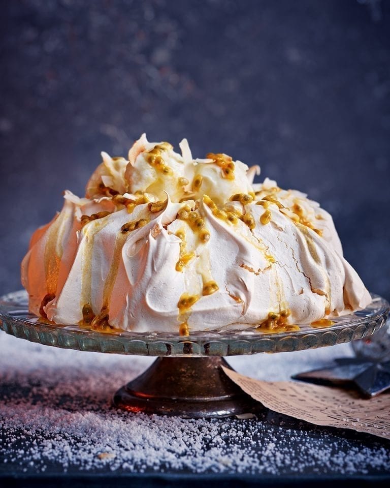 Coconut pavlova