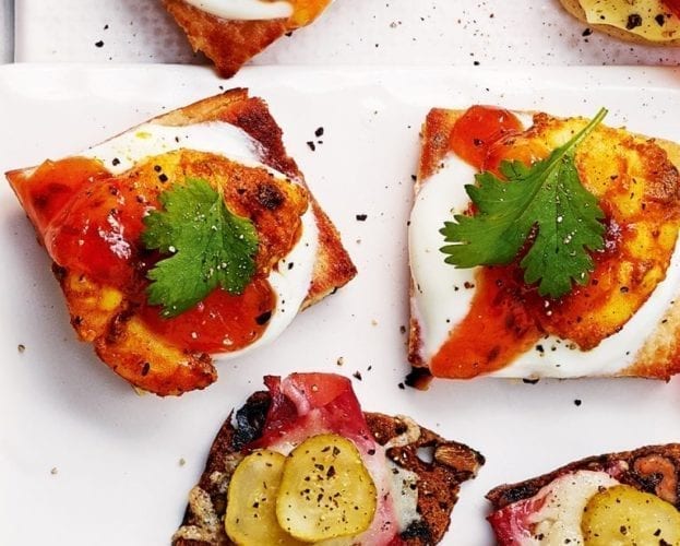 Chargrilled chicken tikka with spicy yogurt