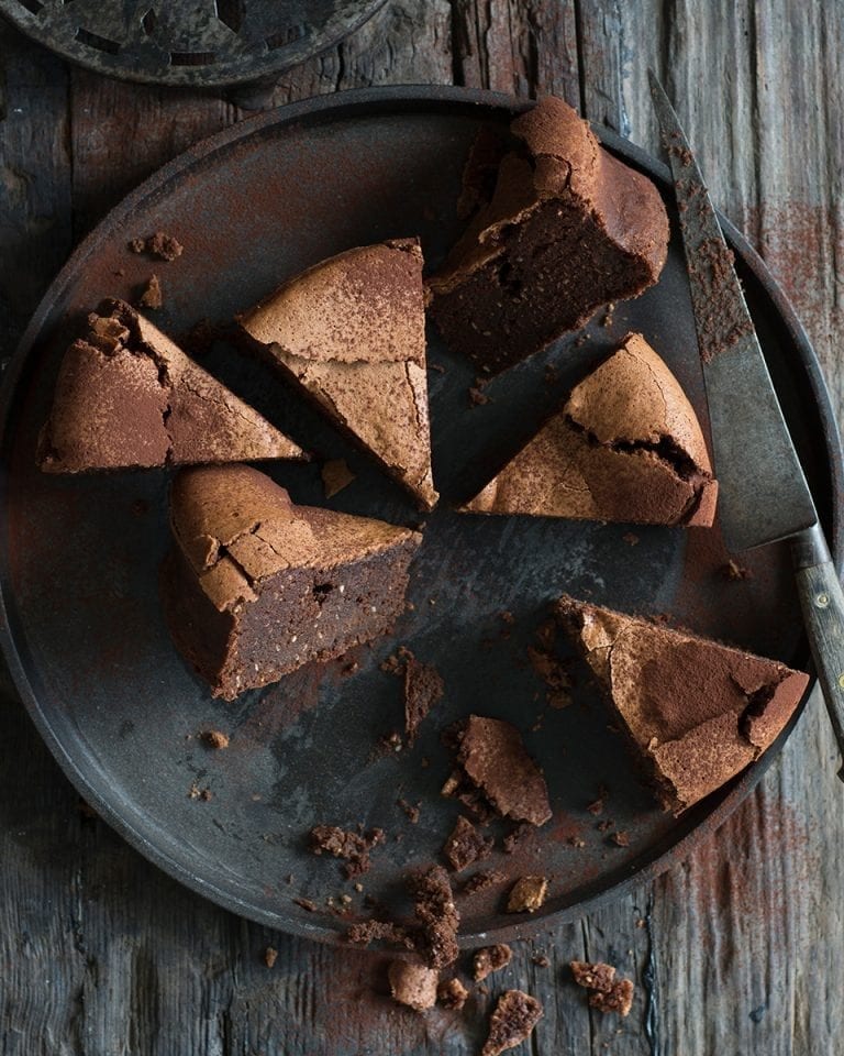 Flourless dark chocolate cake