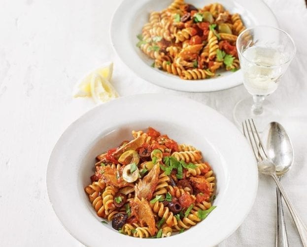 Speedy smoked mackerel and tomato pasta