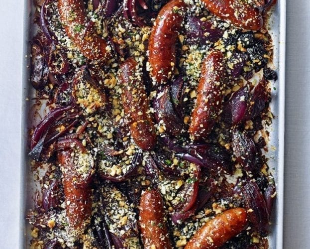 Cumberland sausage ring with scorched tomato relish