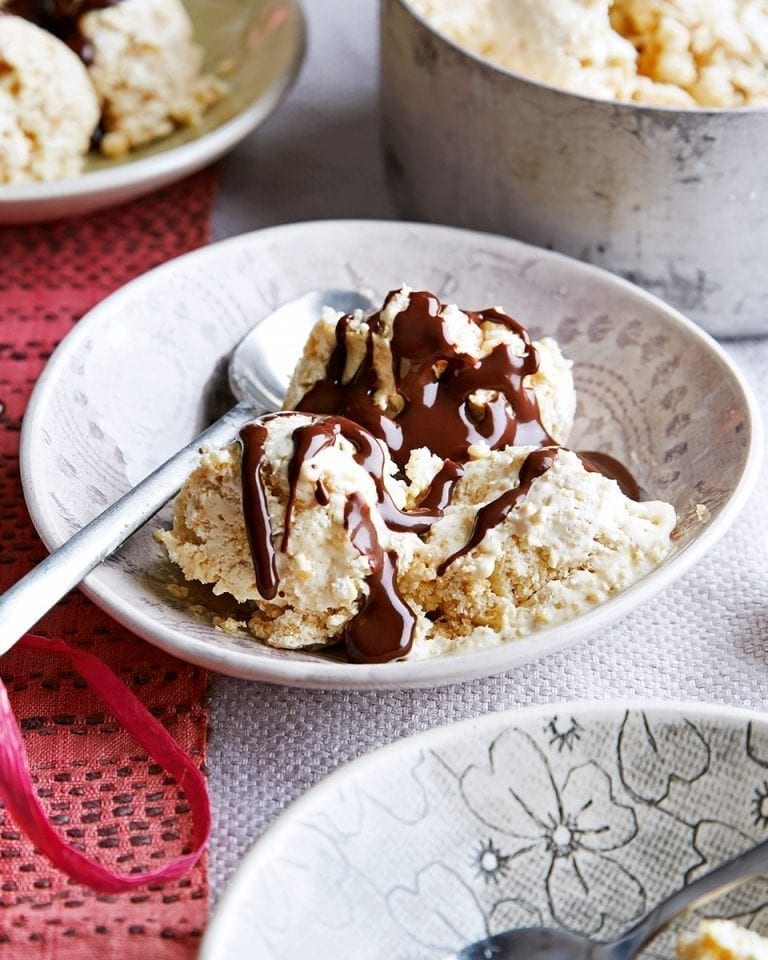 Salted caramel bread ice cream with hot chocolate sauce