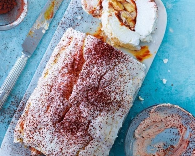 Summer berry pavlova roulade