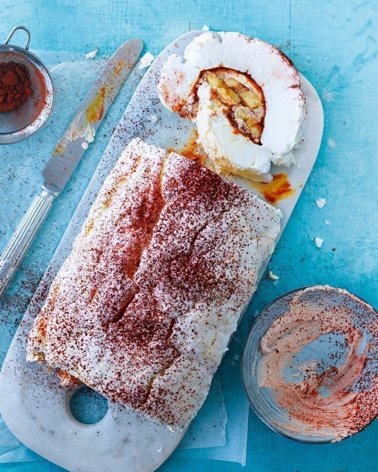 Banoffee roulade with mocha cream