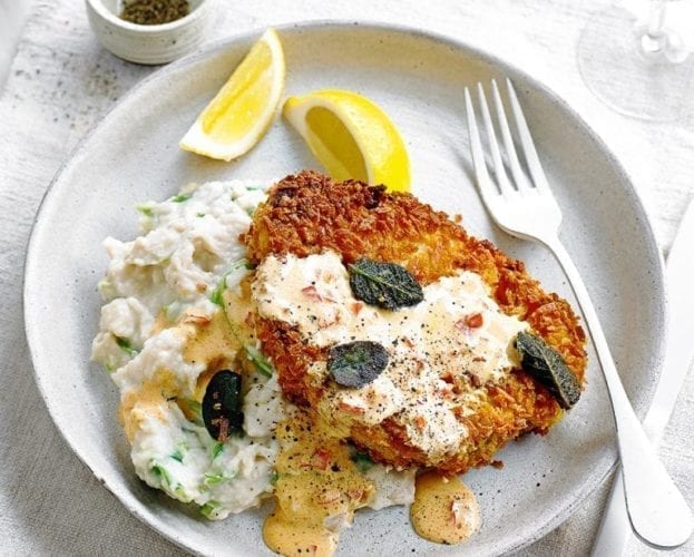 Chicken schnitzel with fennel, pistachio and apple salad