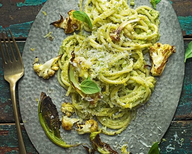 Spaghetti with cauliflower