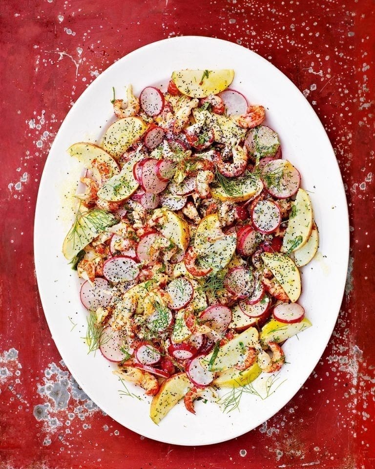 Crayfish salad with radishes, apple and poppy seeds