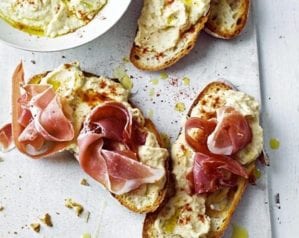 14 genius toast topping ideas